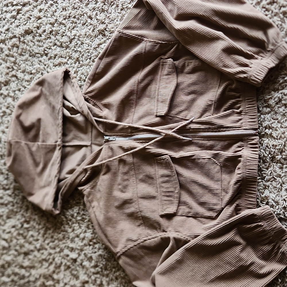 Brown crop corduroy jacket womans size medium with zipper